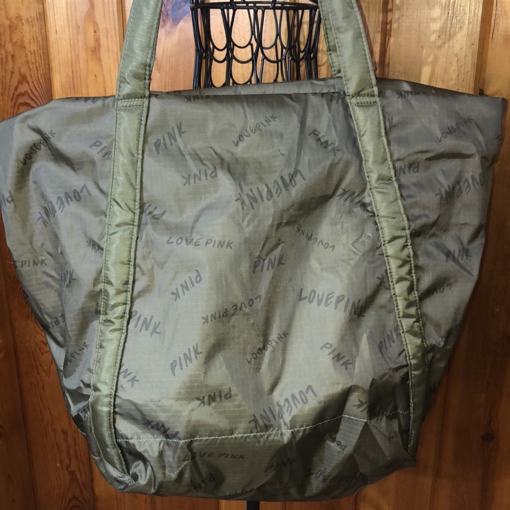Pink Victoria’s Secret Olive green weekend tote bag and pouch large workout bag - Picture 7 of 16